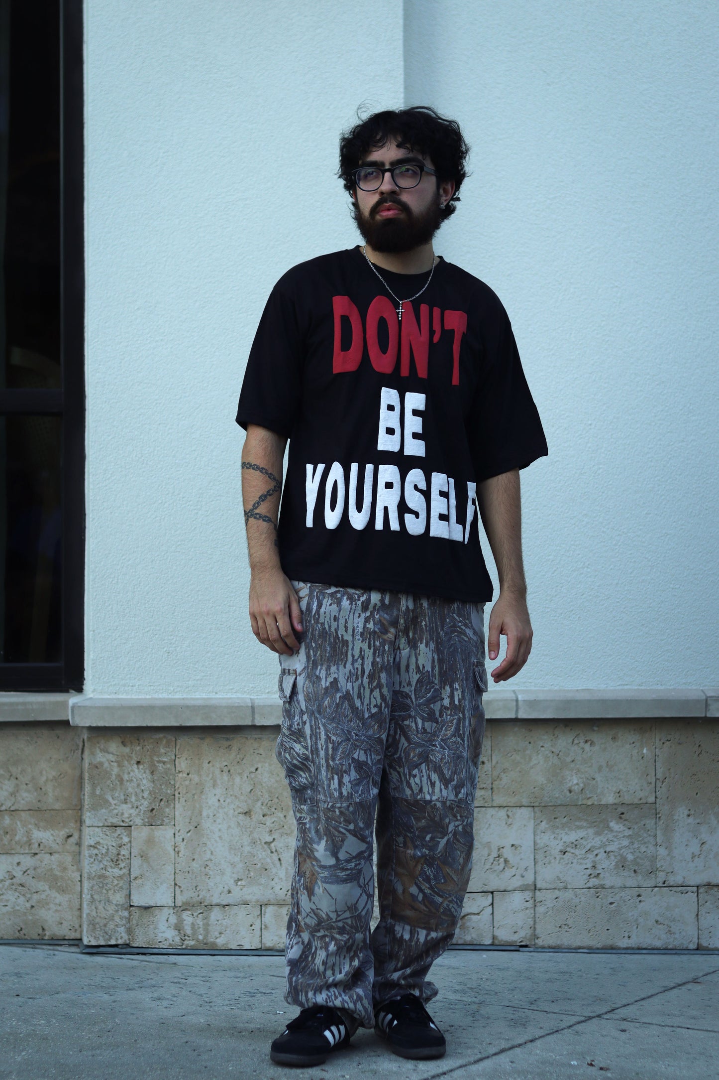 DONT BE YOURSELF TEE